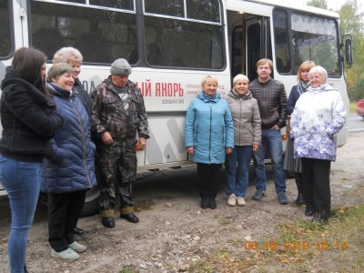 Учителя благодарят Дмитрия Барыкина за экскурсионные поездки
