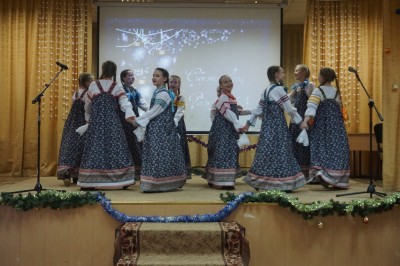Дмитрий Барыкин поддержал детские Рождественские фестивали